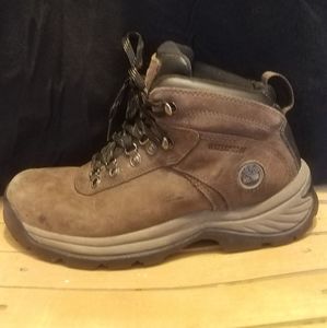 Timberland leather hiking boots size 8.5